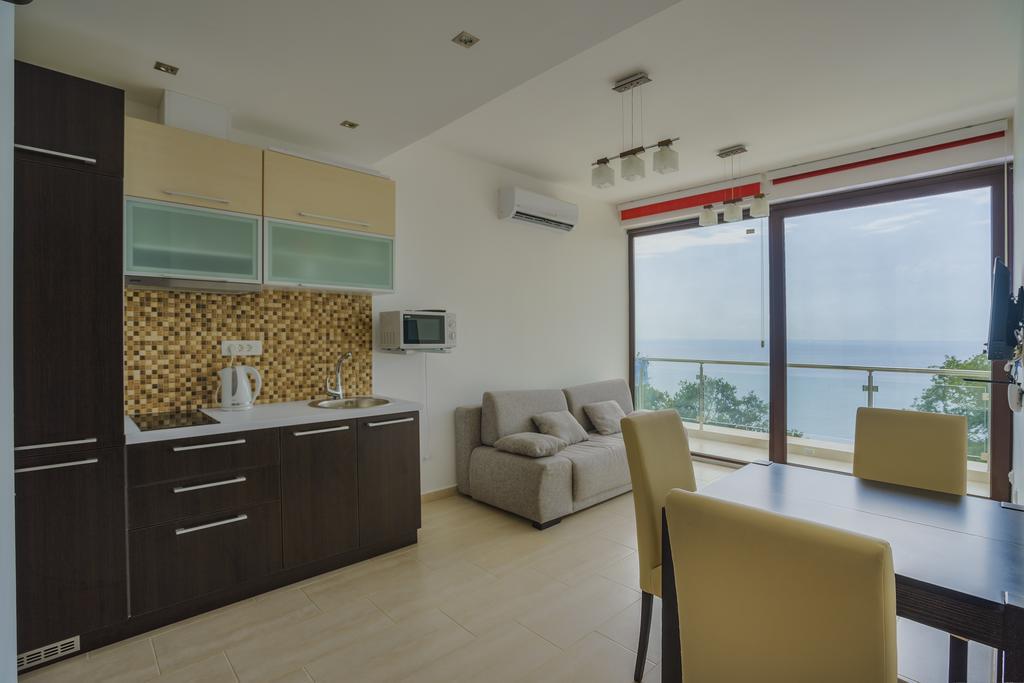 Apartment Superseaview Сутоморе Номер фото